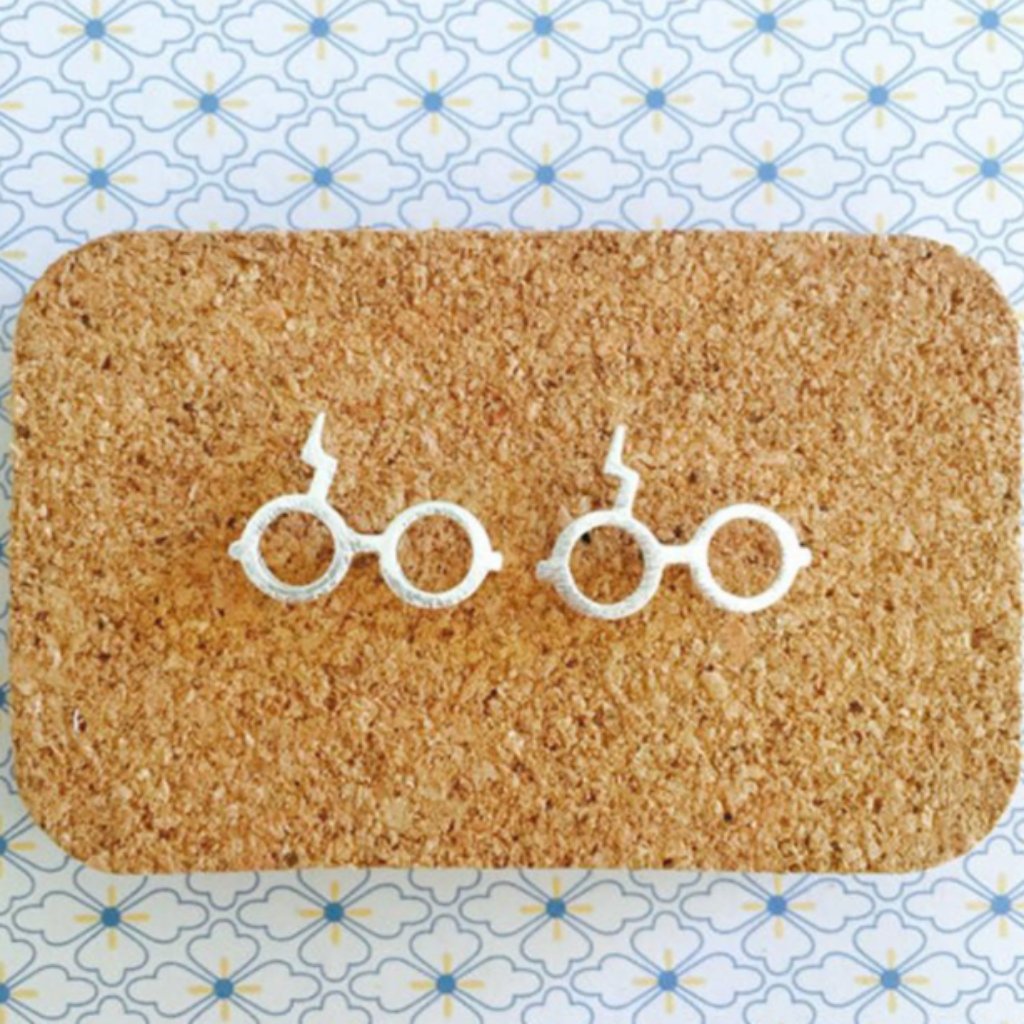 Free Gift Silver Hp Earrings (New)
